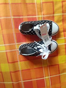 girls Poco dot convers/ shoes size junior 10