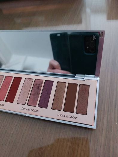 Charlotte Tilbury- Bejeweled Eyes to Hypnotise