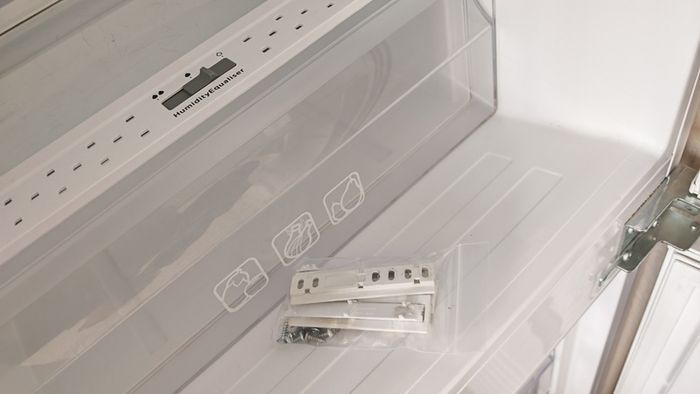 50/50 Fridge Freezer Integrated
