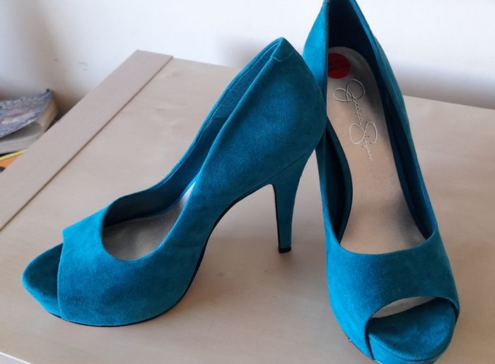 Jessica Simpson heels 5.5