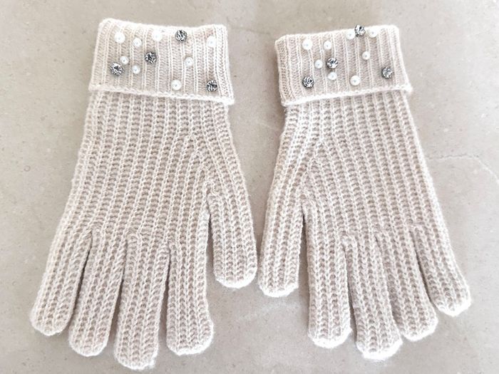 zara kids scarf and gloves
