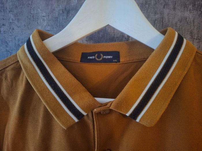 Fred Perry Polo Shirt XXL Mustard with Twin Tipped Black and White Collar