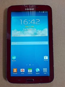 Samsung Galaxy Tab 3, Red, 7 inch Tablet, Model SM-T210, in very good condition