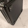 Official Guinness Poker Set - 300 Chips - Aluminium Carry Case - Complete Image 6