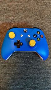 Official Xbox One design lab controller