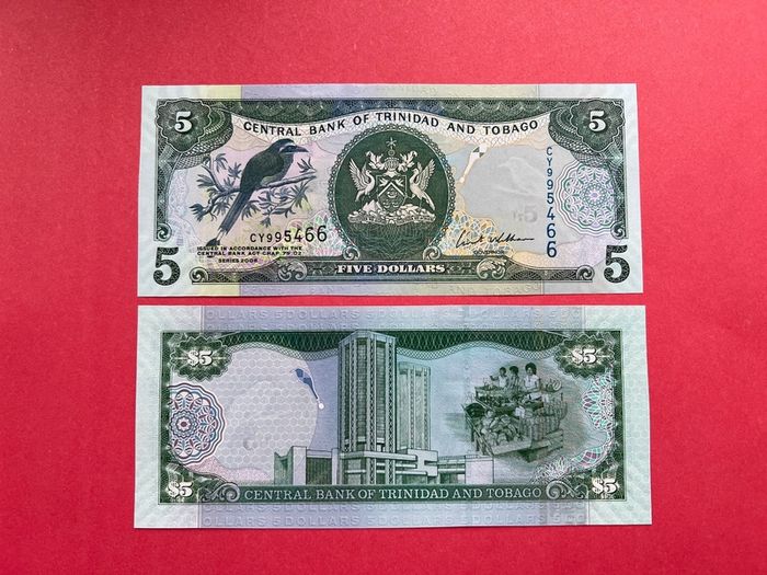 Trinidad &Tobago  5 Dollars  2006    ( UNCIRCULATED ) Pick 47a.