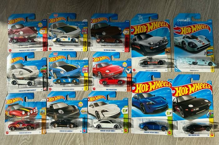 Hot Wheels Porsche mainline collection
