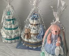 Handmade premium pampers nappy cake