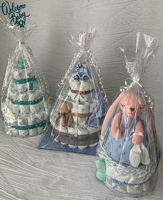 Handmade premium pampers nappy cake