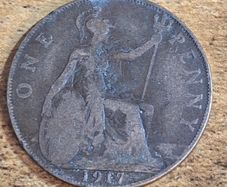 Great Britain UK 1917 One Penny Coin George V - free standard postage