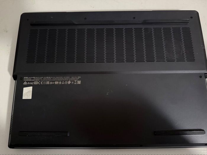 Lenovo Legion Pro 7i Gen 8  i9-13900HX / RTX 4080