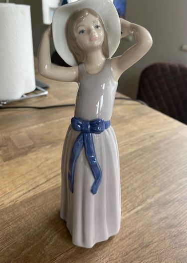 Lladro Figurine
