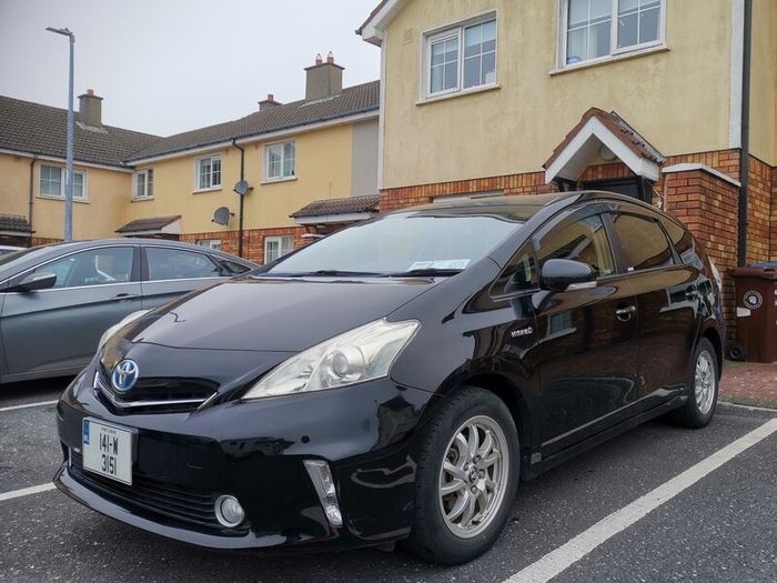 2014 Toyota Prius Alpha 1.8 Petrol Self Charging Hybrid