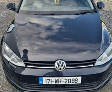 Black Volkswagen Golf 2017