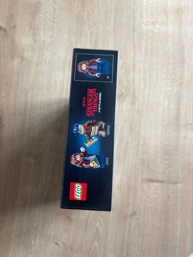 Lego Stranger Things WSQK The Squawk Radio Station 40891