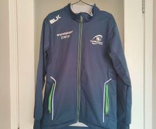 Retro BLK Connacht Rugby men's softshell jacket