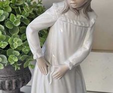 Lladro NAO Girl in Torn Nightdress - 1980's