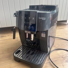 DeLonghi MAGNIFICA START bean coffee maker