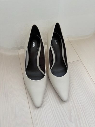 Zara high-heel leather shoes