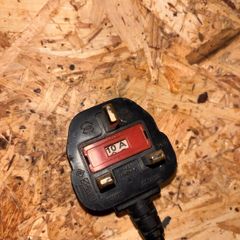 Laptop charger (for Dell or others)