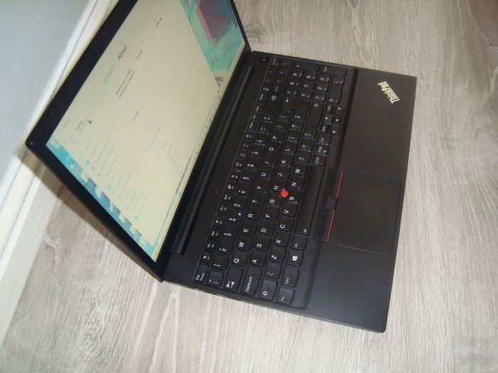 Lenovo Thinkpad E15 Gen 3 ; Amd Ryzen 5 5500u; 8gb DDR4; 256gb SSD ;15.6"