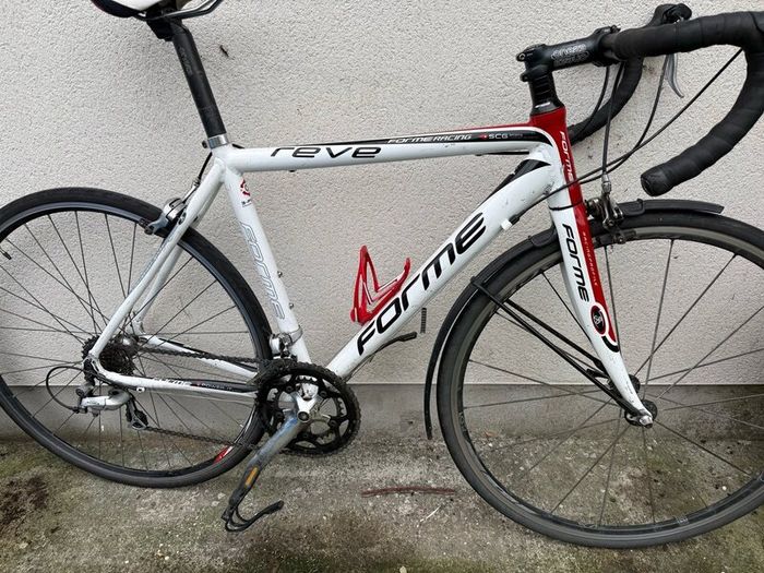 Form Reve Road Bike with Unused SKS Mudguards