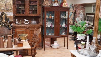 Sheraton-Style Inlaid Glass Display Cabinet c.1900-1915