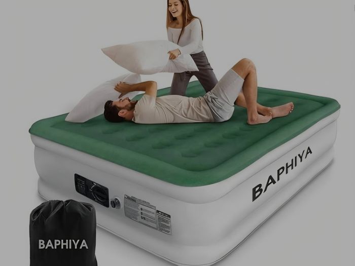 King Size inflatable airbed with automatic pump