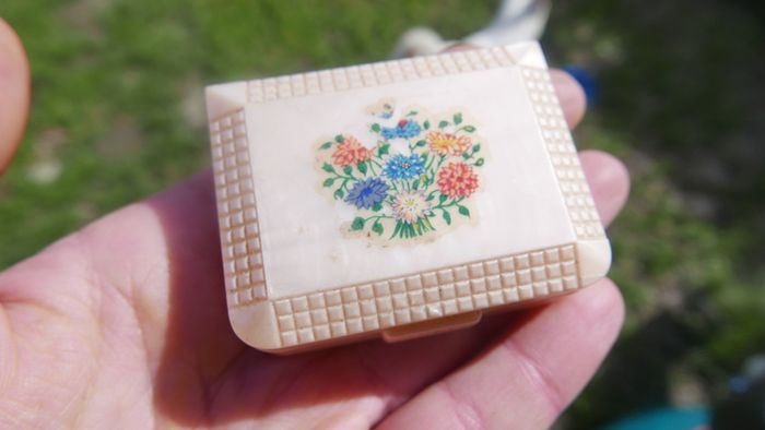 Vintage Rosary in a Decorative Box