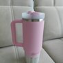 Brand new Stanley Quencher H2.0 FlowState Tumbler  0.89L cherry blossom Image 2