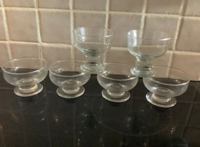 6 Glass Dessert / Ice Cream Dishes