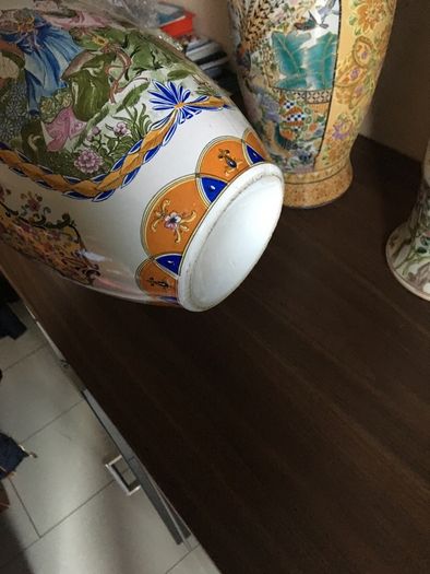 chinese vase