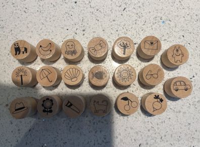 20 Rubber stamps - 25mm diameter in size