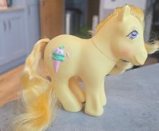 Swirly Whirly HTF (HK) Sundae Best Ponies MLP G1 My Little Pony