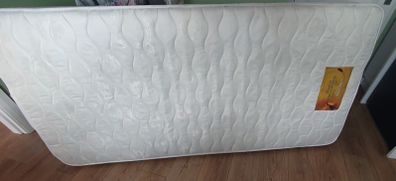 Single mattress