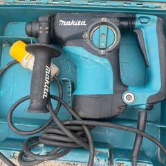 Makita HR2811FT HR2810 SDS Plus Rotary Hammer Drill 110V in Hard Case