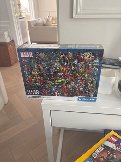 Clementoni Marvel Impossible 1000 Piece Jigsaw Puzzle