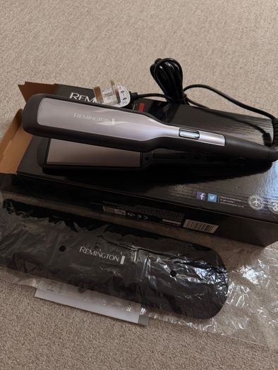 Brand new unused Remington Pro-Ceramic Extra S5525
