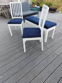 bench and chairs