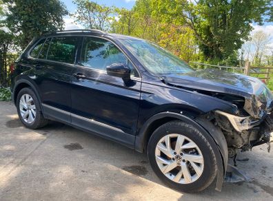 2022 Volkswagen Tiguan Breaking For Parts