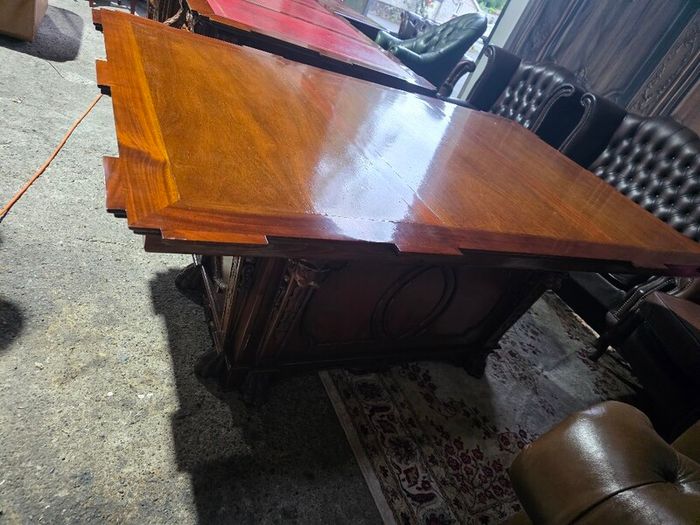Thomas Chippendale Lions Head Carved Twin Pedestal Partner Desk+ chair+ table