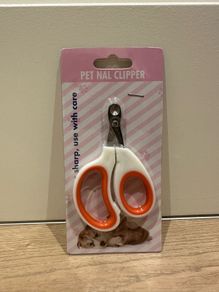 Pet nail clipper