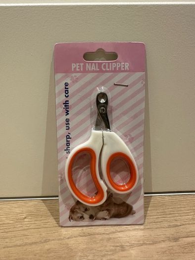 Pet nail clipper