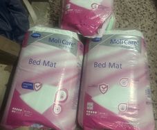 Wet the bed sheets