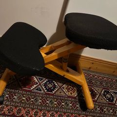 kneeling chair
