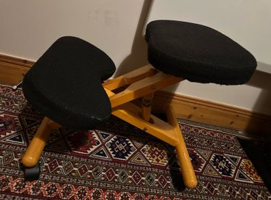 kneeling chair