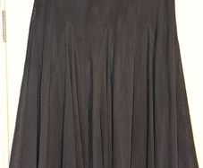 Beautiful big pleat lace midi skirt from Endora