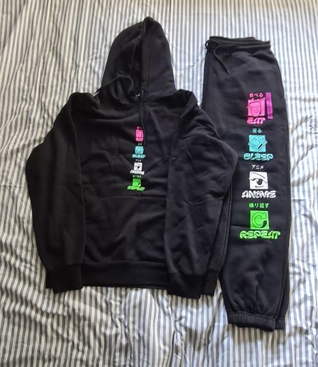 Full tracksuit. XL.