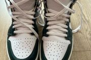 Nike Air Jordan 1