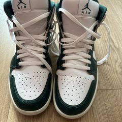 Nike Air Jordan 1